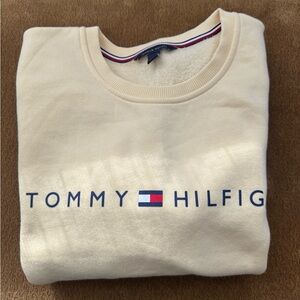 Tommy Hilfiger Women's Light Yellow Sweatshirt